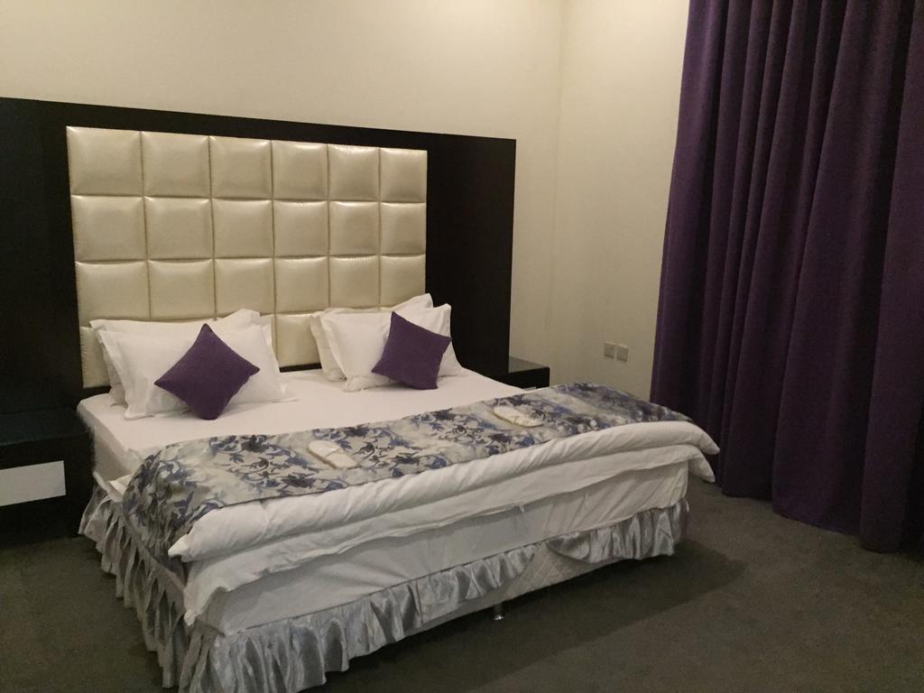 חאיל Terhal Hotel Suites מראה חיצוני תמונה